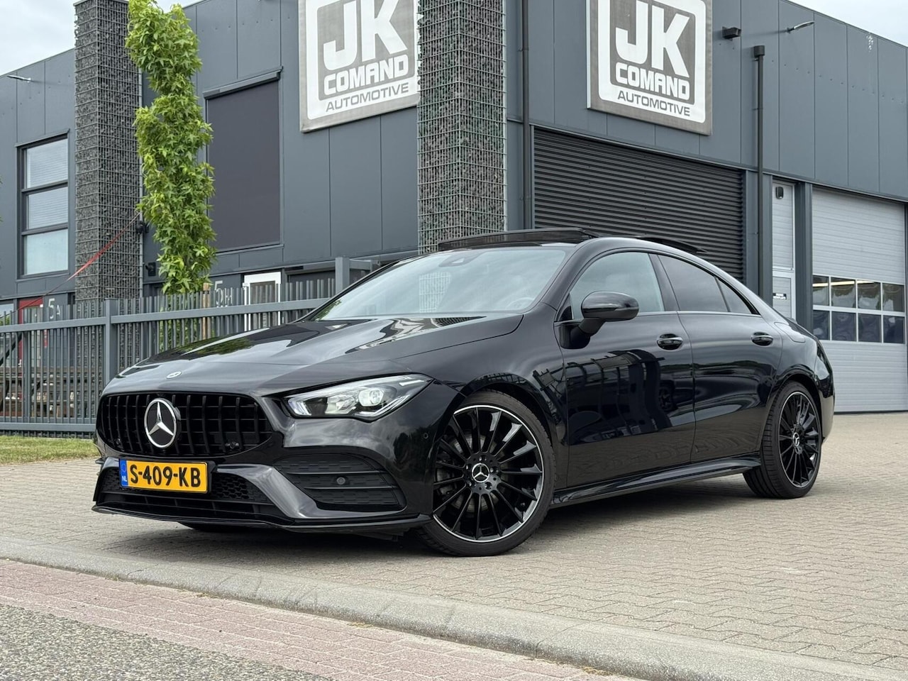 Mercedes-Benz CLA-Klasse - 200 AMG Edition|Pano|Ambient Lights|Night - AutoWereld.nl