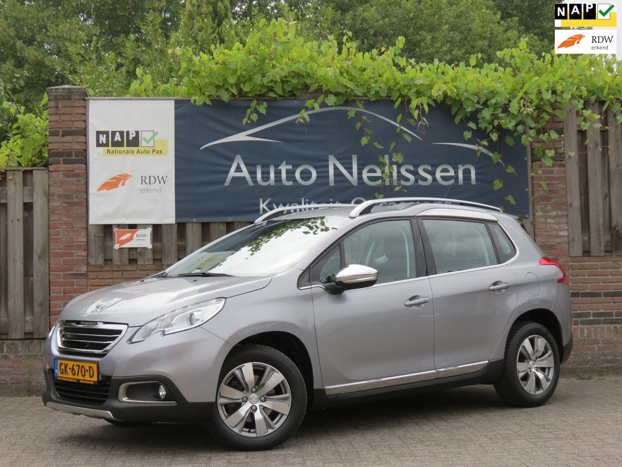 Peugeot 2008 - 1.6 VTi Allure AUTOMAAT | 1e EIGENAAR | NAVI | CLIMA-AIRCO | CRUISE CONTROL | LAGE KM STAN - AutoWereld.nl