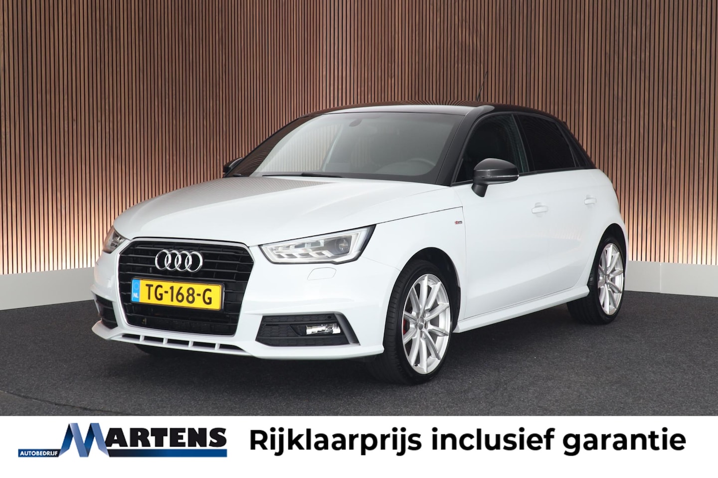 Audi A1 Sportback - 1.0 TFSI 95pk 2x S-Line Xenon Navigatie Clima Parkeersensoren - AutoWereld.nl