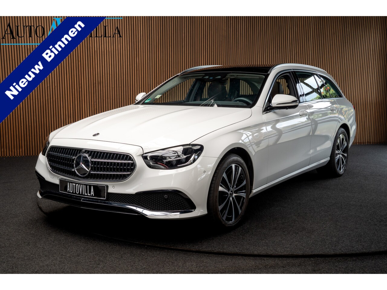 Mercedes-Benz E-klasse Estate - 300 e Pano HUD Burmester Leer 360° Memory seats Stuurverwarming Navi LED Nightpack PTS Amb - AutoWereld.nl