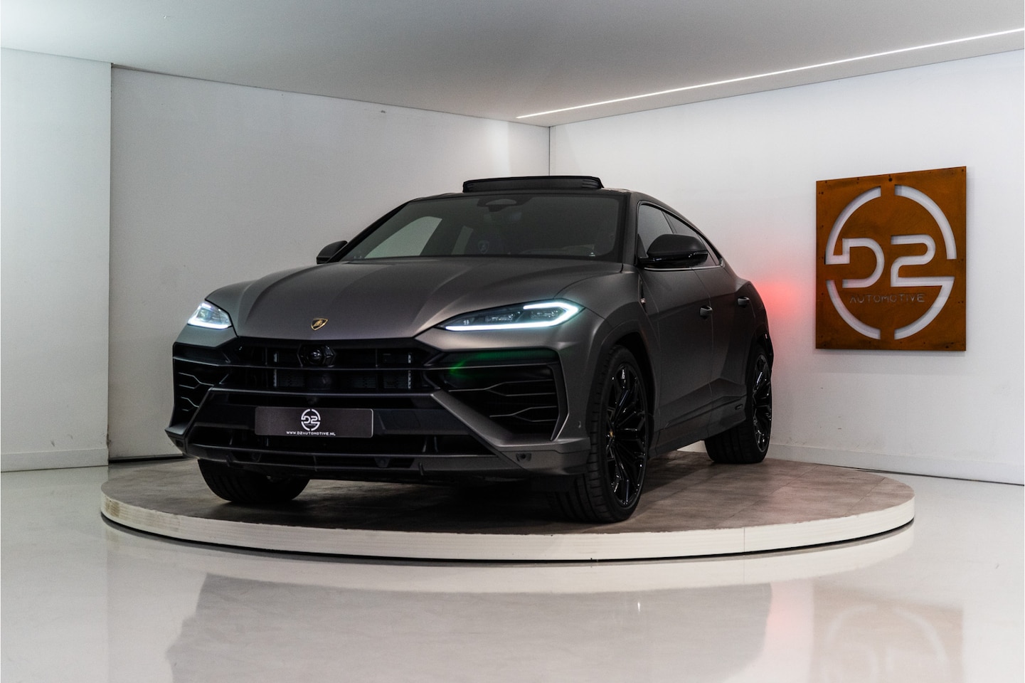 Lamborghini Urus - 4.0 V8 Hybrid SE 800PK | Ad Personam | Grigio Keres Matt | Carbon | Akrapovic | 3D B&O | S - AutoWereld.nl