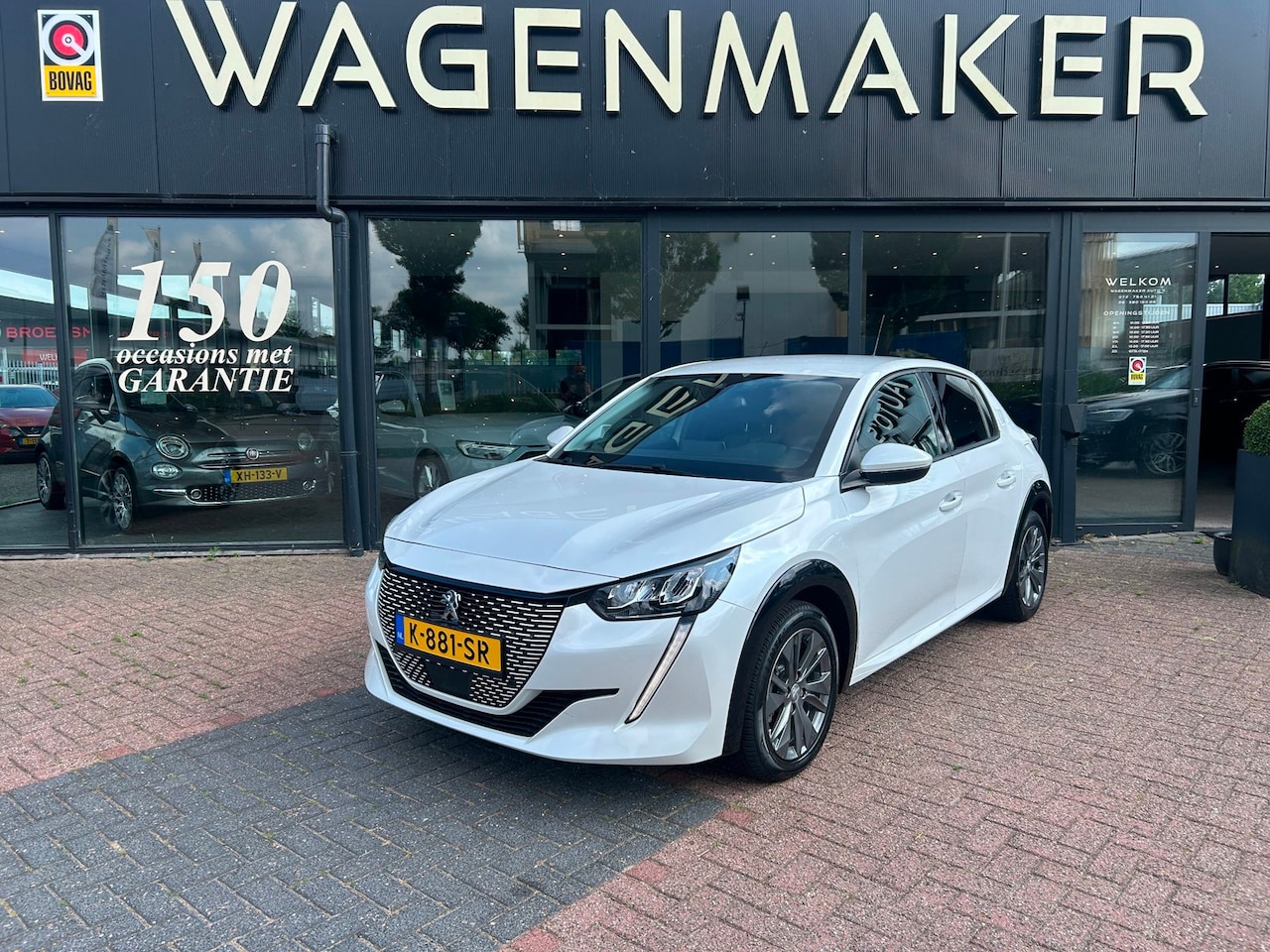 Peugeot e-208 - EV Allure 50 kWh AUT|Cruise|Carplay|SOH100% - AutoWereld.nl