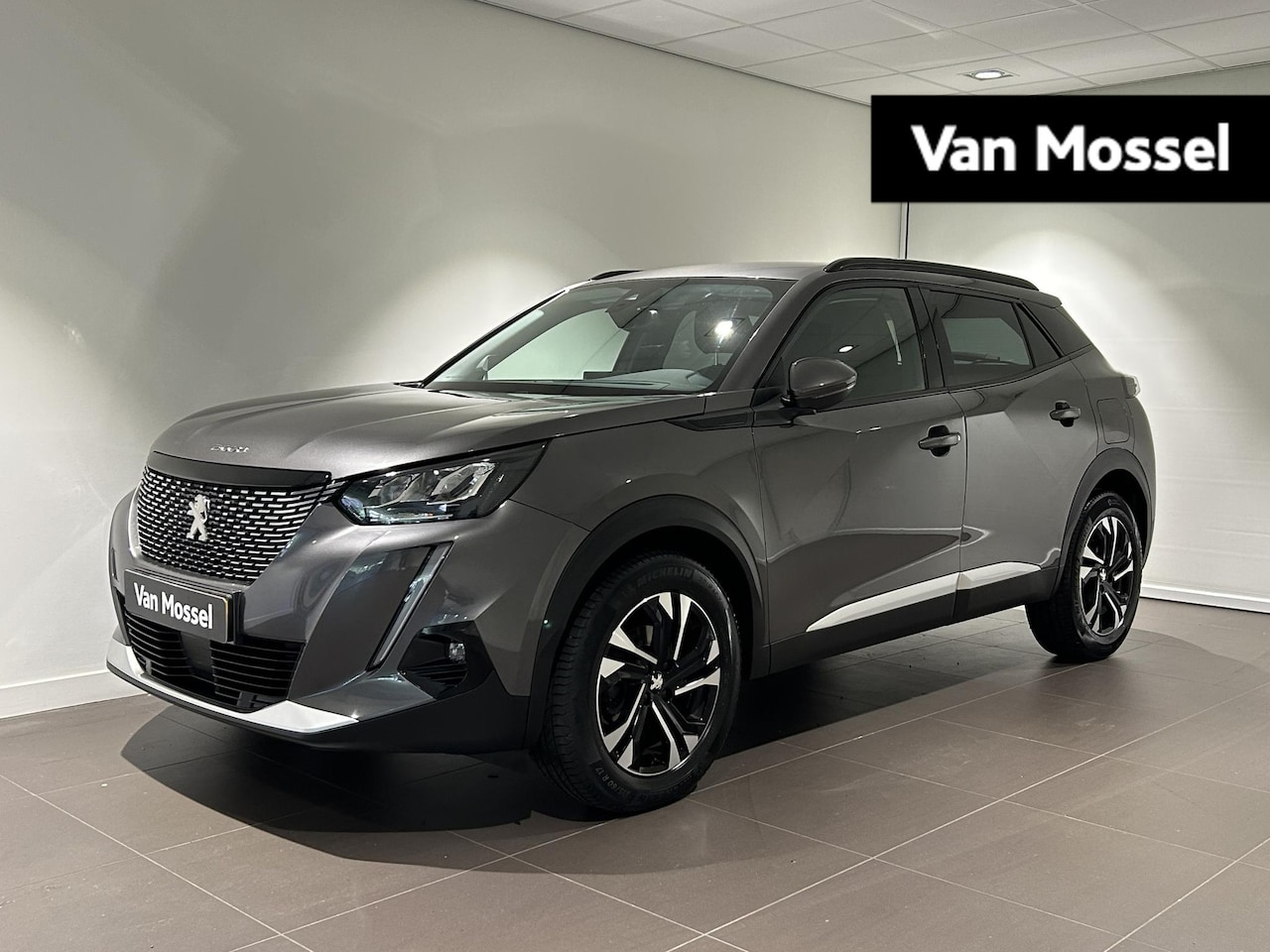Peugeot 2008 - 1.2 PureTech Allure Pack | Navigatie | Camera | Climate control - AutoWereld.nl