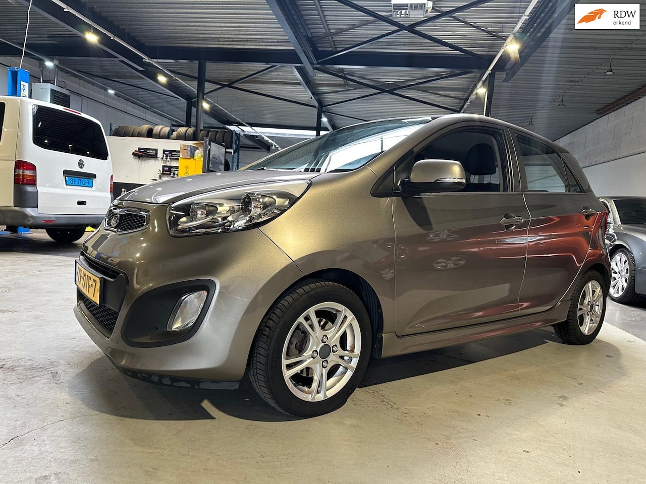 Kia Picanto - 1.0 CVVT Comfort Pack/Airco/Dealer onderhouden/Apk nieuw bij aflevering - AutoWereld.nl