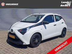 Toyota Aygo - 1.0 VVT-i x-fun | Airco | Radio | Elektrische ramen voor | Bluetooth | LM Velgen Zwrart |