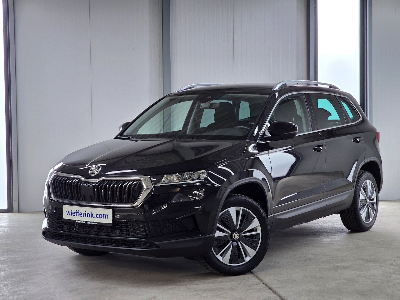 Skoda Karoq - 1.5 TSI ACT Business Edition Plus DSG | Navi | Acc | Camera | Led | - AutoWereld.nl