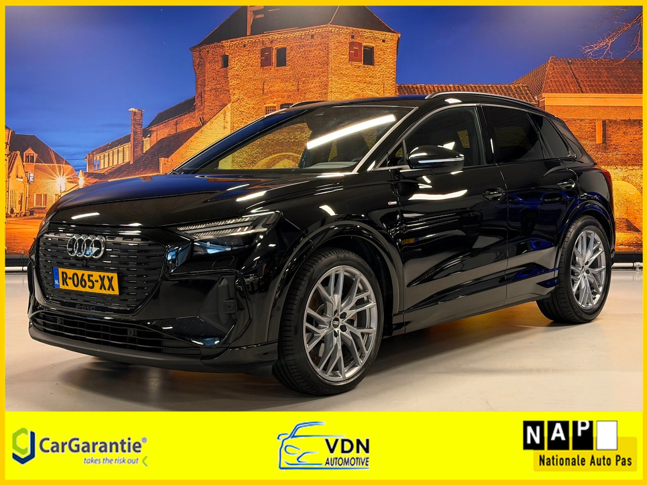 Audi Q4 e-tron - 40 S Edition 77 kWh Sportstoelen Matrix SOH96% - AutoWereld.nl