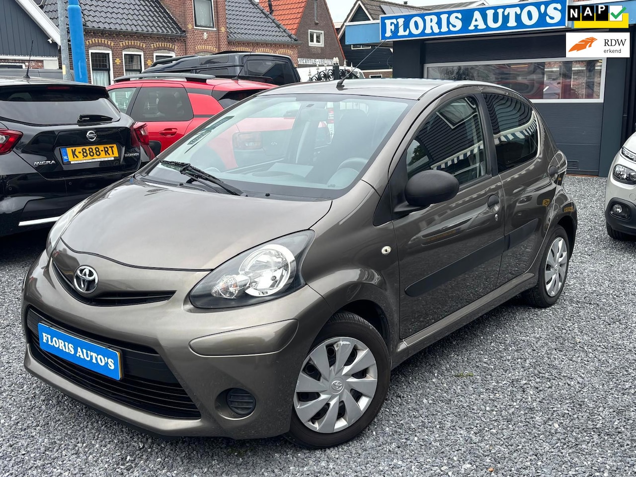 Toyota Aygo - 1.0 VVT-i Now|Carplay|Elek ramen|Airco|Rijklaar met garantie!| - AutoWereld.nl