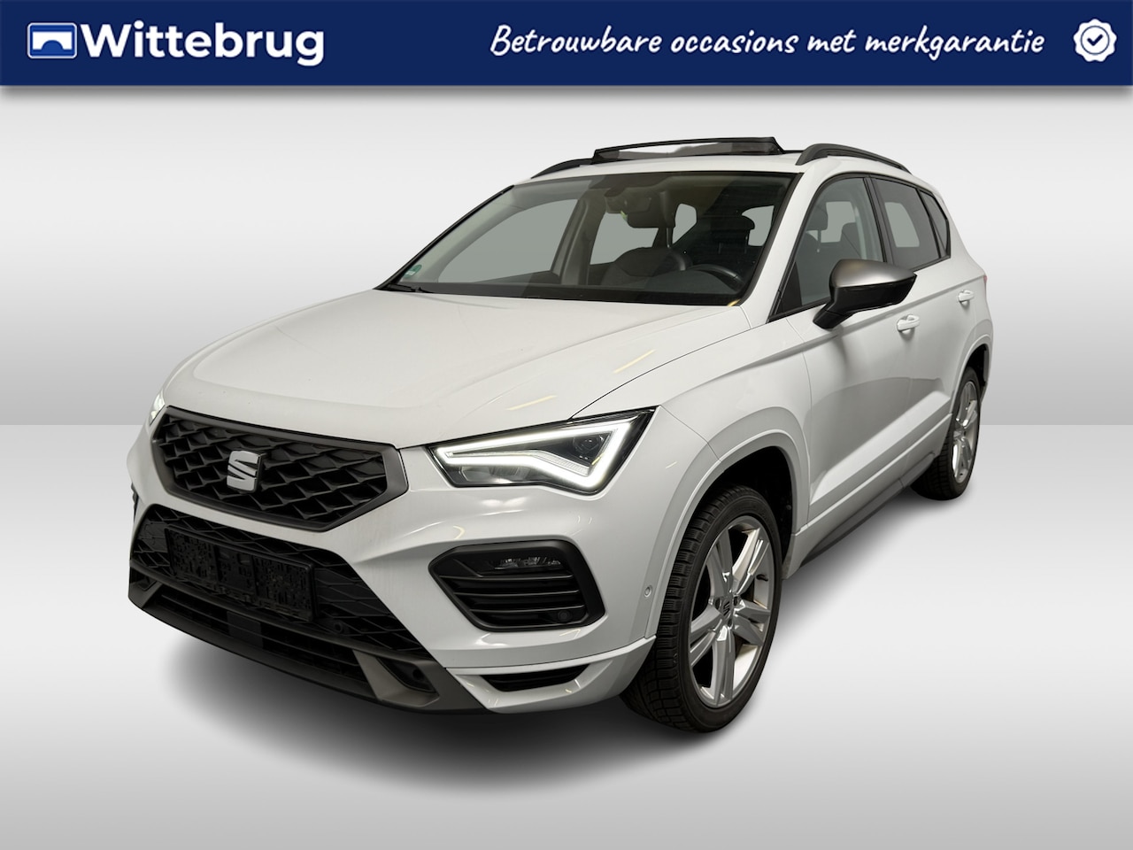 SEAT Ateca - 1.5 TSI FR / AUTOMAAT/ PANO/ TREKHAAK/ FULL LINK/ PARK.SENSOR.V+A/ CAMERA/ STUUR+STOELVERW - AutoWereld.nl