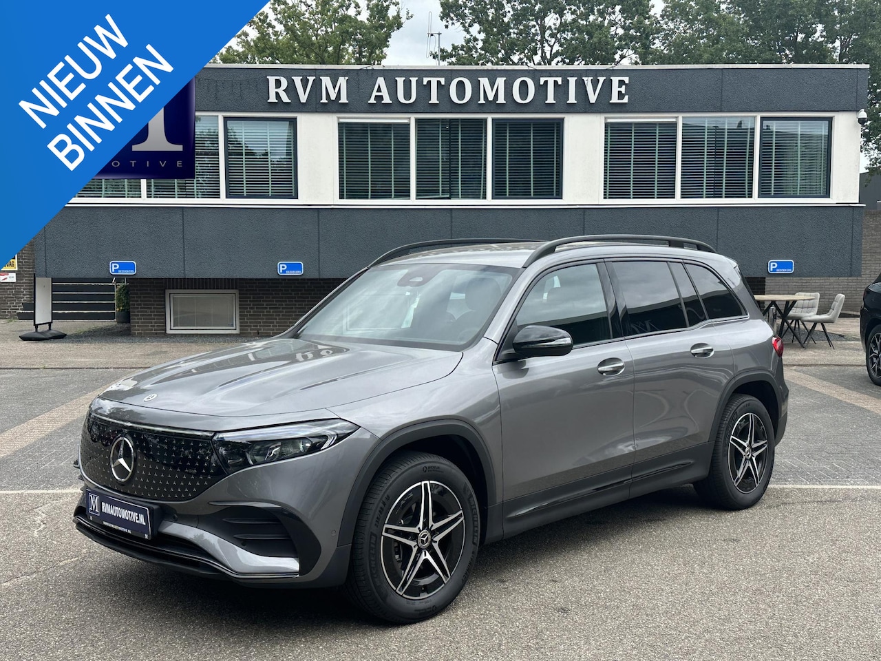 Mercedes-Benz EQB - EQB 300 4Matic (243.609) SOH 100% | AMG | NIGHT | 7 PERSOONS | ACHTERUITRIJ CAMERA | RIJKL - AutoWereld.nl