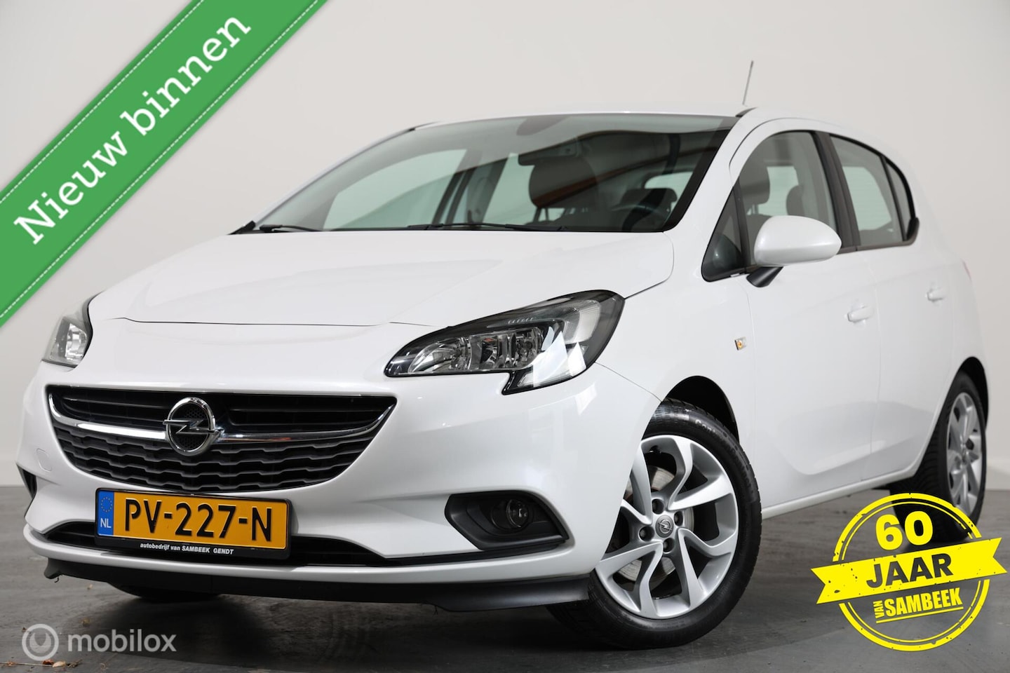 Opel Corsa - 1.0 Turbo Innovation - Navi - Cruise - Bluetooth - AutoWereld.nl