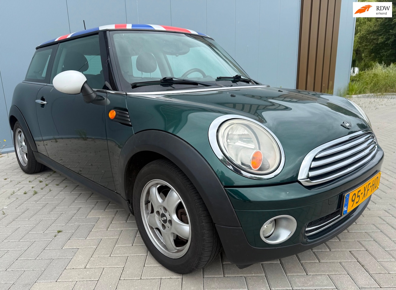 MINI 3-Deurs - 1.4 One Pepper/Nwe Koppeling/NAP/Airco/APK - AutoWereld.nl