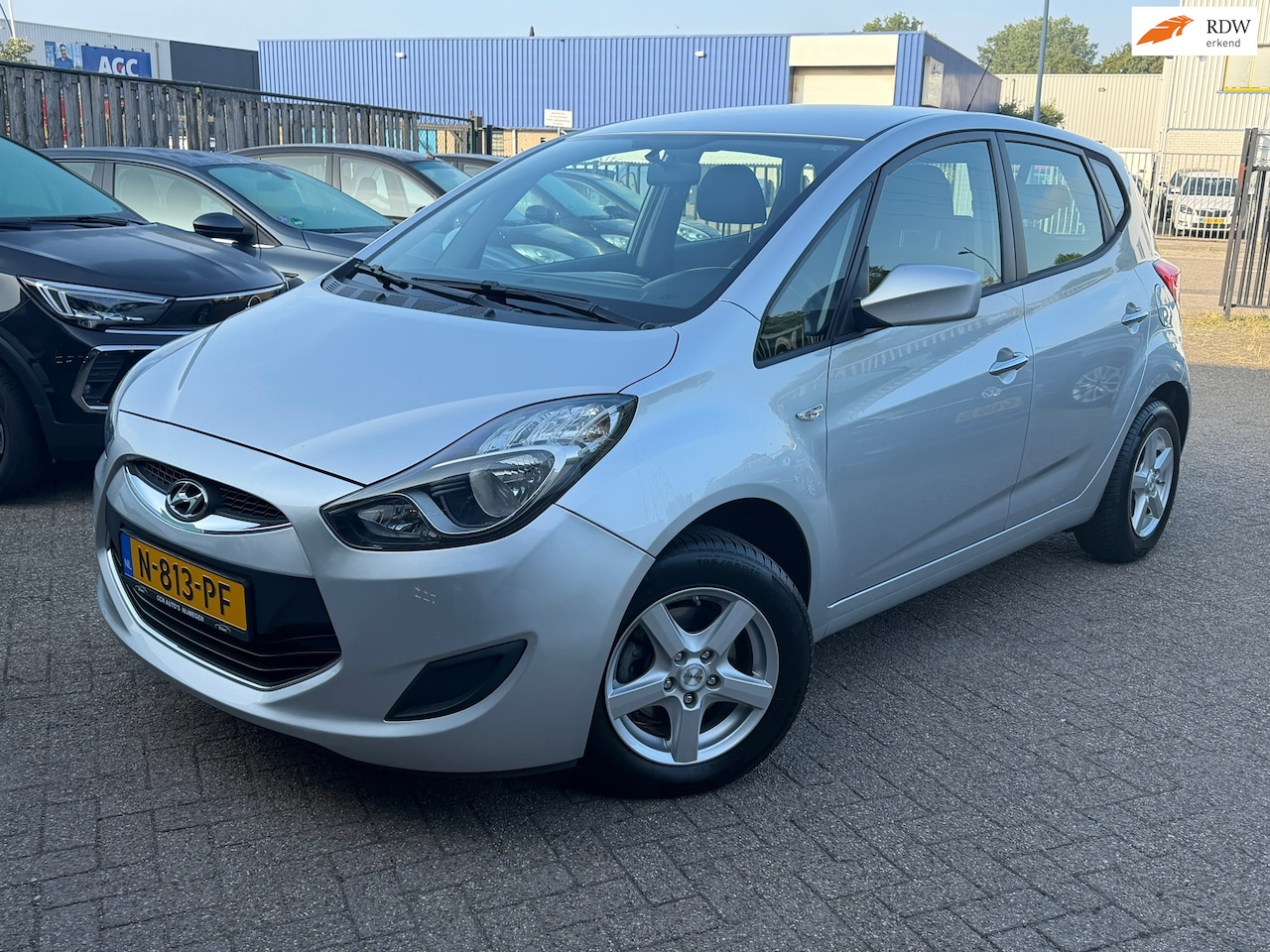 Hyundai ix20 - 1.4i Go! Airco / Trekhaak / APK - AutoWereld.nl