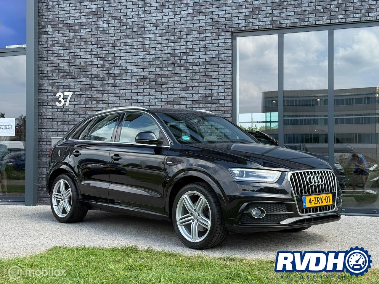 Audi Q3 - 1.4 TFSI S-Line S-Tronic |BOSE|Trekhaak|Navi|PDC - AutoWereld.nl
