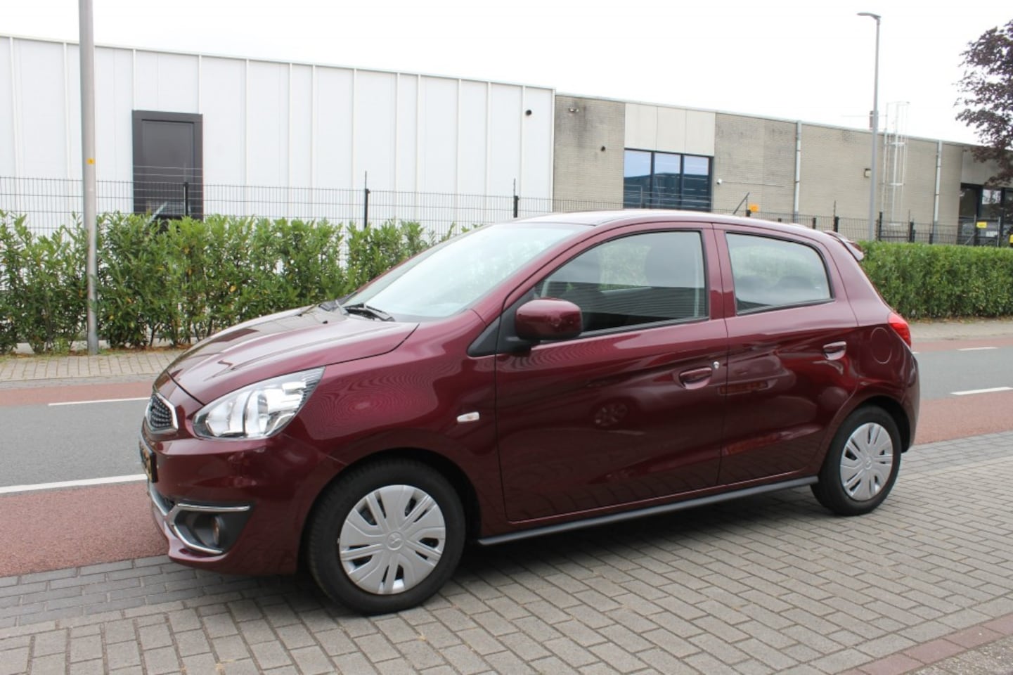 Mitsubishi Space Star - 1.0 Cool+ 1.0 Cool + - AutoWereld.nl