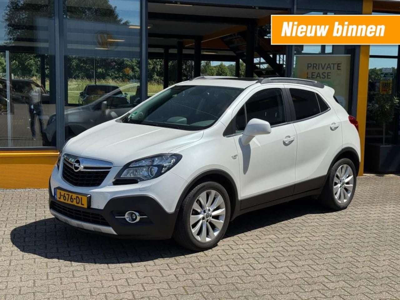 Opel Mokka - 1.4 Turbo 140pk Cosmo - schuif/kantel dak - winterpakket - AutoWereld.nl