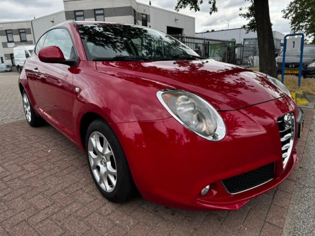 Alfa Romeo MiTo - 1.3 JTDm ECO Esclusivo Airco/ECC,Navigatie,Leder - AutoWereld.nl