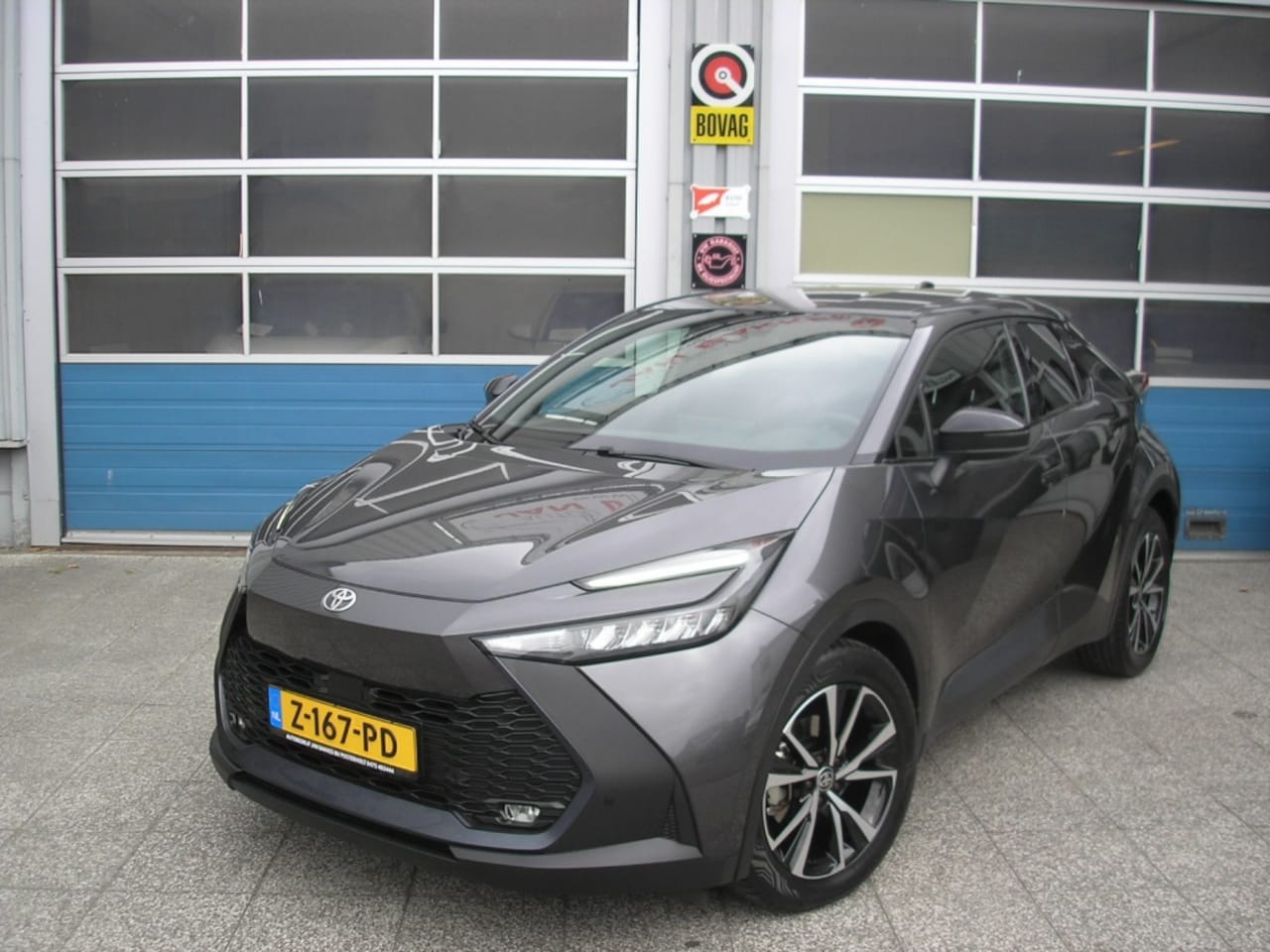 Toyota C-HR - 1.8 Hybrid 140 Dynamic nl-auto 1e eigenaar - AutoWereld.nl