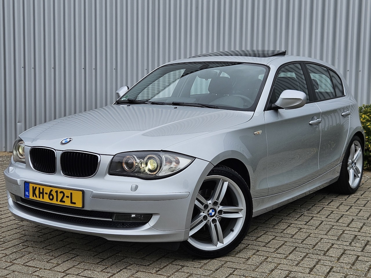 BMW 1-serie - 116i /Dealer Onderhouden/Stoelverwarming/Xenon! - AutoWereld.nl