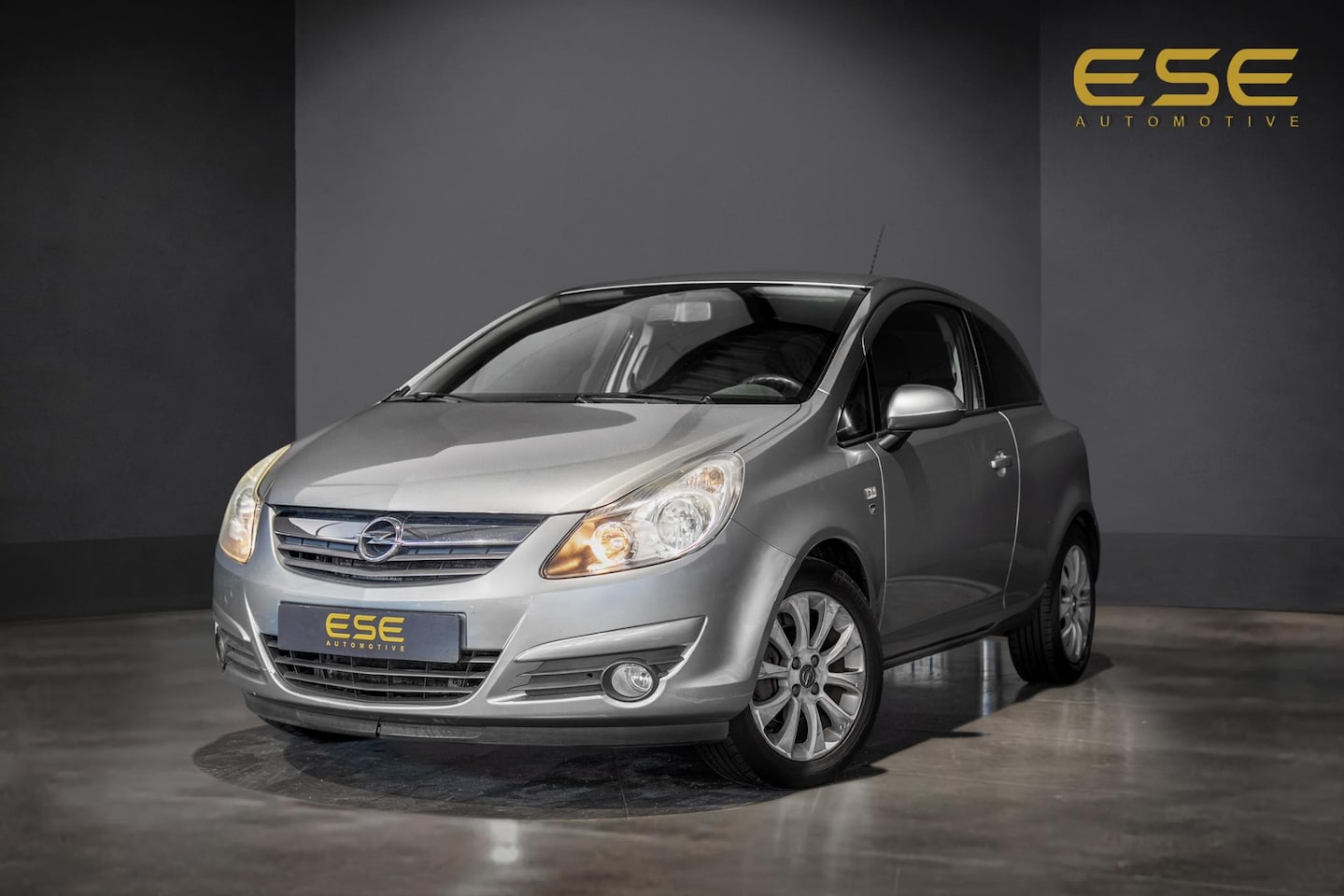 Opel Corsa - 1.2-16V '111' Edition | Airco | Elek Ramen | APK 09-03-2027 - AutoWereld.nl