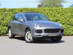 Porsche Cayenne - 3.0 S E-Hybrid 416 Pk