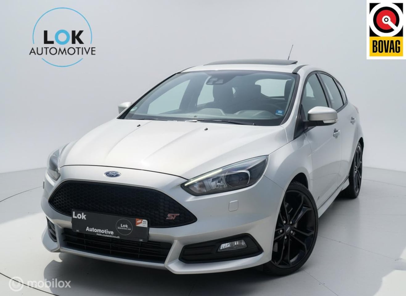 Ford Focus - 2.0 ST DAK|RECARO|SONY|LED|CAMERA|STOEL/STUURVERW| - AutoWereld.nl