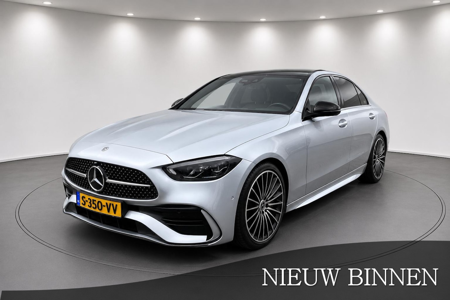 Mercedes-Benz C-klasse - 200 AMG Luxury Line Pano dak Night Pakket 19 inch Camera - AutoWereld.nl