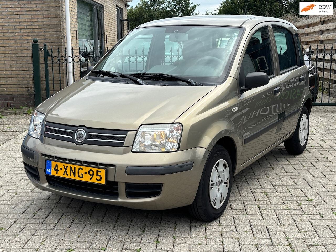 Fiat Panda - 1.2 Dynamic | 5drs | hoge instap | airco | nieuwe apk ! - AutoWereld.nl