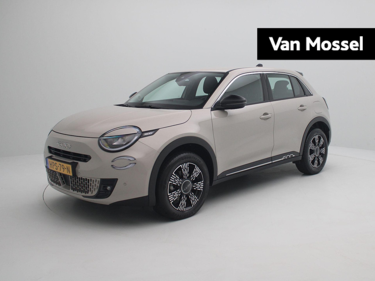Fiat 600 - 1.2 Hybrid Urban Camera | Navigatie | Climate control | 17" Lichtmetalen velgen - AutoWereld.nl