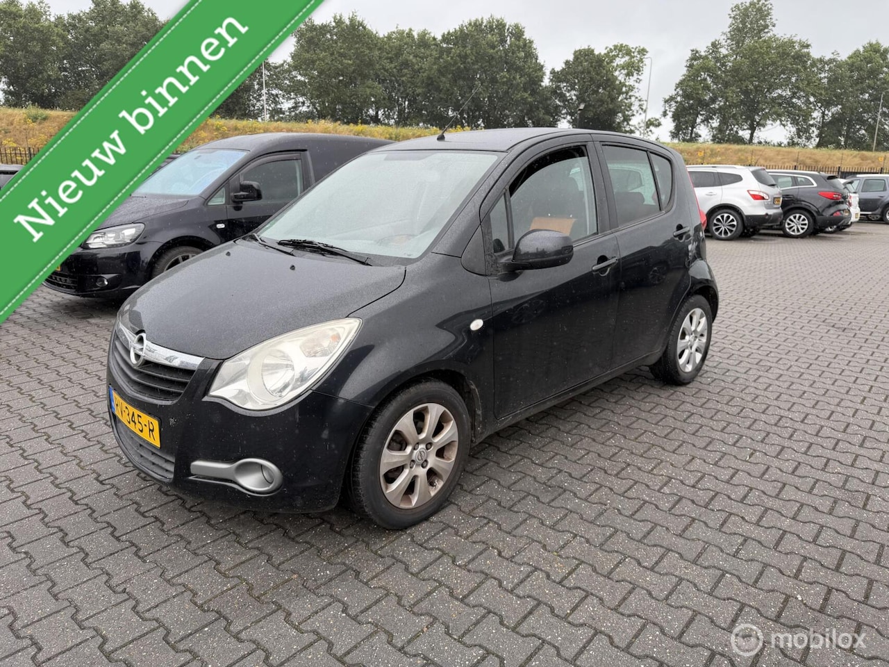 Opel Agila - 1.2 Enjoy airco - AutoWereld.nl