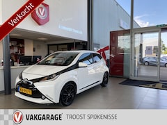 Toyota Aygo - 1.0 VVT-i x-sport, Navigatie, Achteruitrijcamera, Bluetooth, Airco, Snelheidbegrenzer, Aux