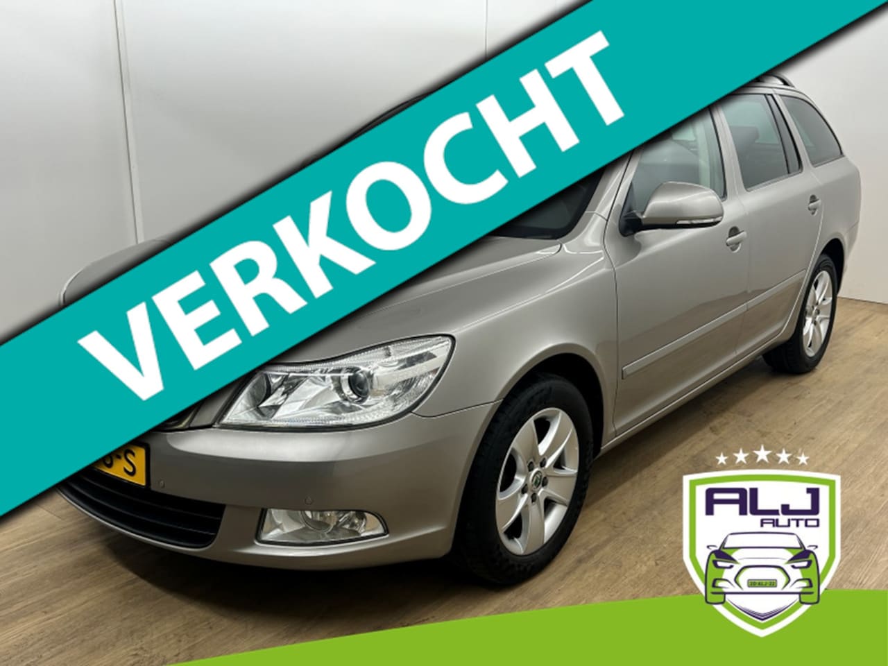 Skoda Octavia Combi - Occasion 1.2 TSI Arctic | Grijs | Tweedehands Skoda Octavia | Airco | Stoelverwarming | Cr - AutoWereld.nl