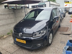 Volkswagen Touran - 1.6 TDI Highline BlueMotion Automaat Inruil mogelijk