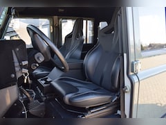 Land Rover Defender 130 - 2.5 Td5 SW 130" SE Keswick Green | Sawtooth | Ledbar | Roofrack