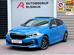 BMW 1-serie - 118i Executive Edition Pano/Camera/HuD