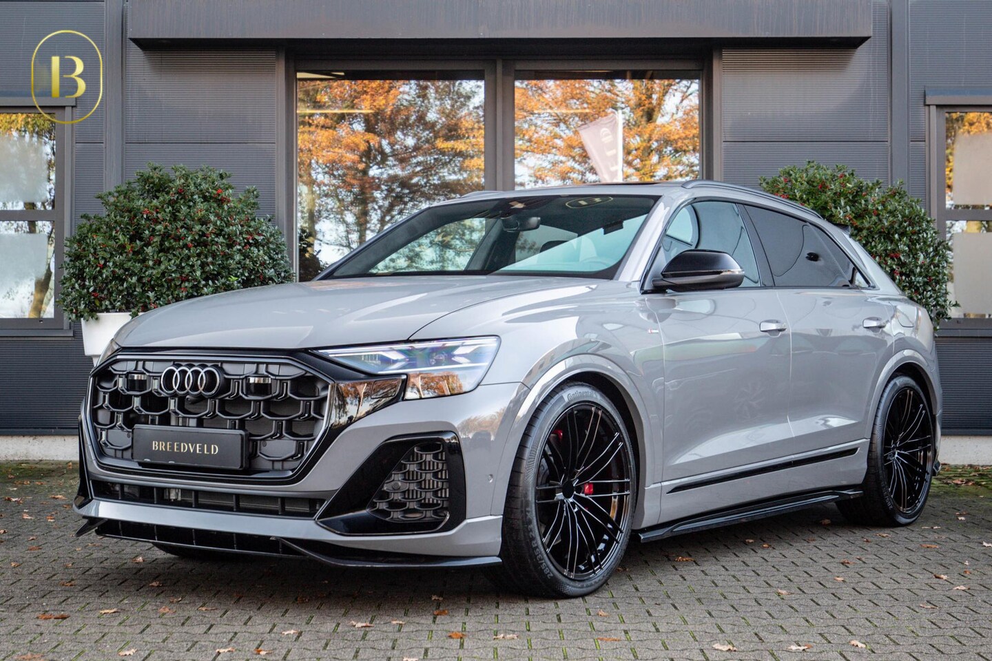 Audi Q8 - 60 TFSI e Competition 490pk, Nardo, Full-options 2026 - AutoWereld.nl