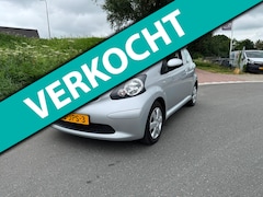 Toyota Aygo - 1.0-12V +