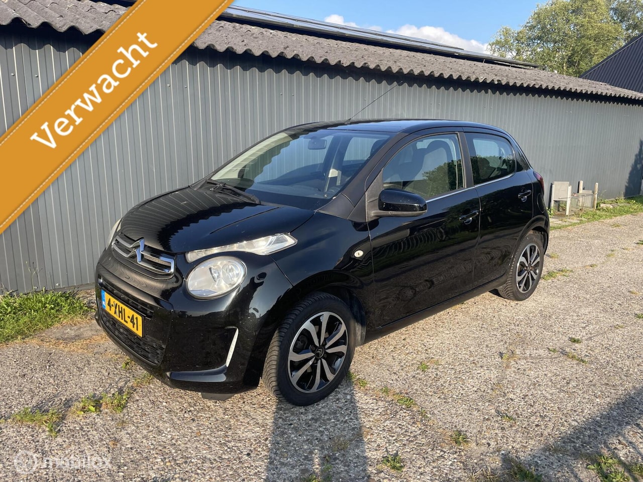 Citroën C1 - 1.0 e-VTi Shine Airco/Cruise/Camera/Navi/15"! - AutoWereld.nl