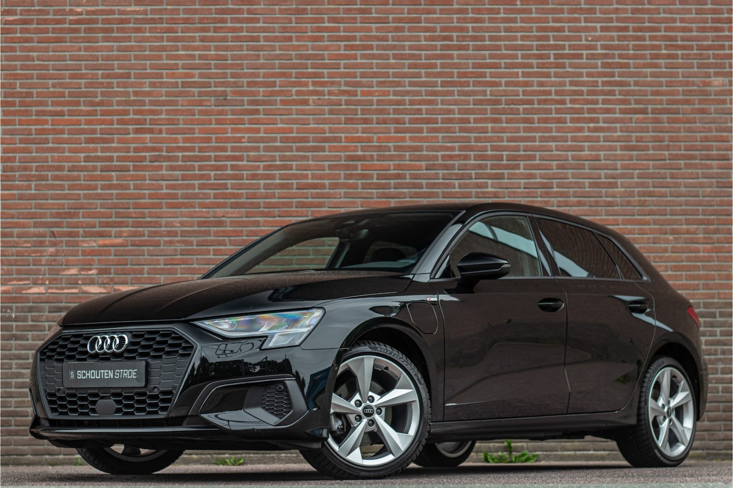 Audi A3 Sportback - 40 TFSI e Edition 40 TFSI e 204pk Edition, Stoelverwarming, Adaptive Cruise, Park Assist, Carplay, DAB+, Nav - AutoWereld.nl