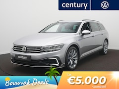 Volkswagen Passat - 1.4 TSI PHEV GTE Business Lederen bekleding - Trekhaak - Navigatie - Stoelverwarming - Hea