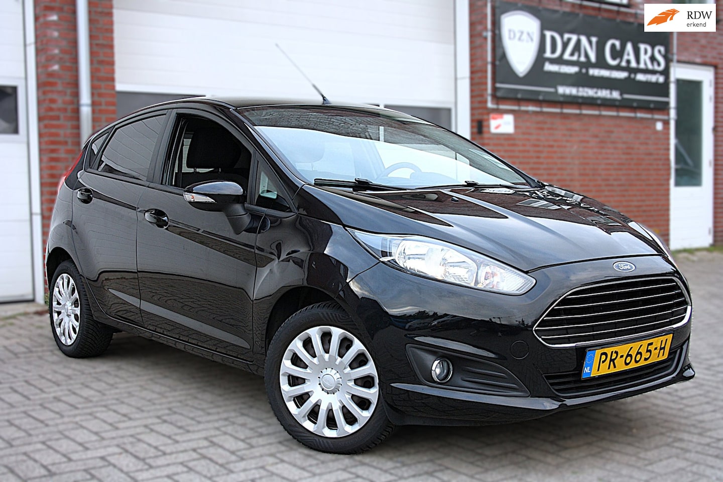 Ford Fiesta - 1.25 Trend Airco | 5-deurs |Stoelverwarming|Nw. Apk|Elektrische spiegels en ramen - AutoWereld.nl
