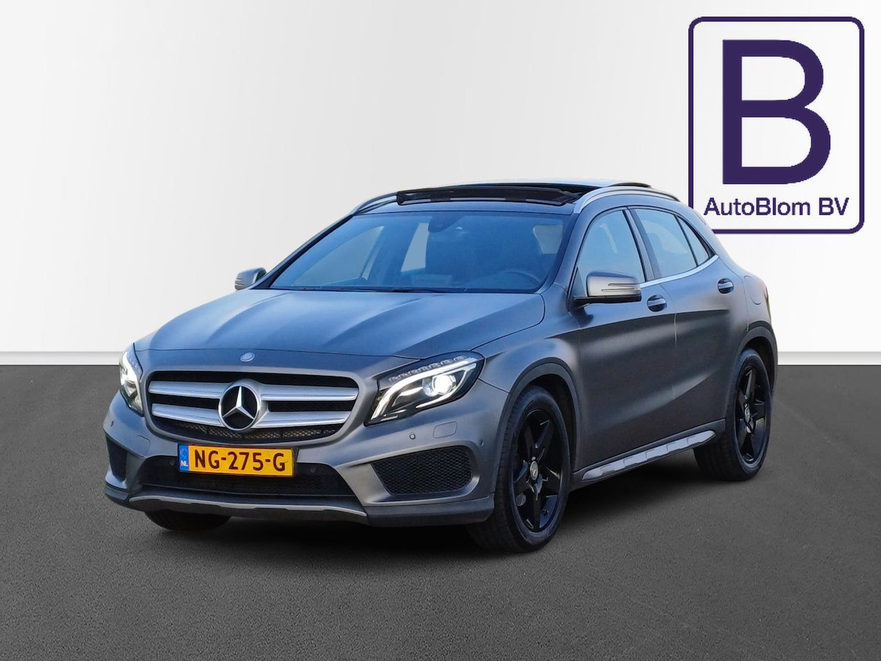 Mercedes-Benz GLA-Klasse - 180 AMG / Leder / Panodak / NL auto - AutoWereld.nl