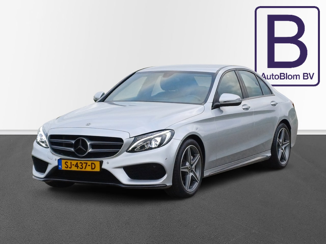 Mercedes-Benz C-klasse - 180 AMG / Leder / LED / NLauto - AutoWereld.nl