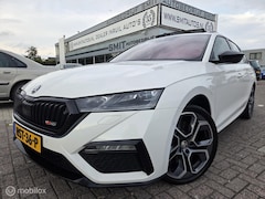 Skoda Octavia Combi - 1.4 TSI RS iV PHEV Business HeadUp/Pano