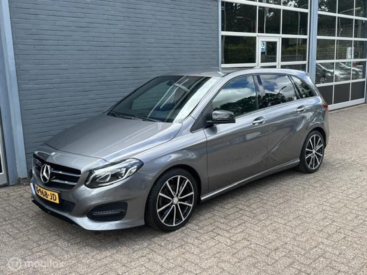 Mercedes-Benz B-klasse - 200 Prestige / trekhaak - AutoWereld.nl