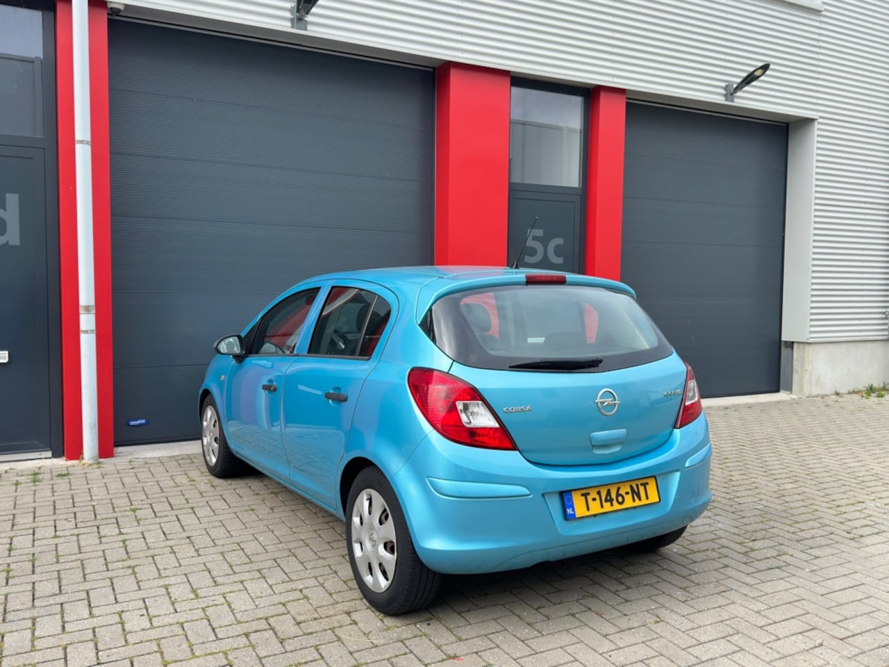 Opel Corsa - 1.2-16V Selection Airco , goed onderhouden