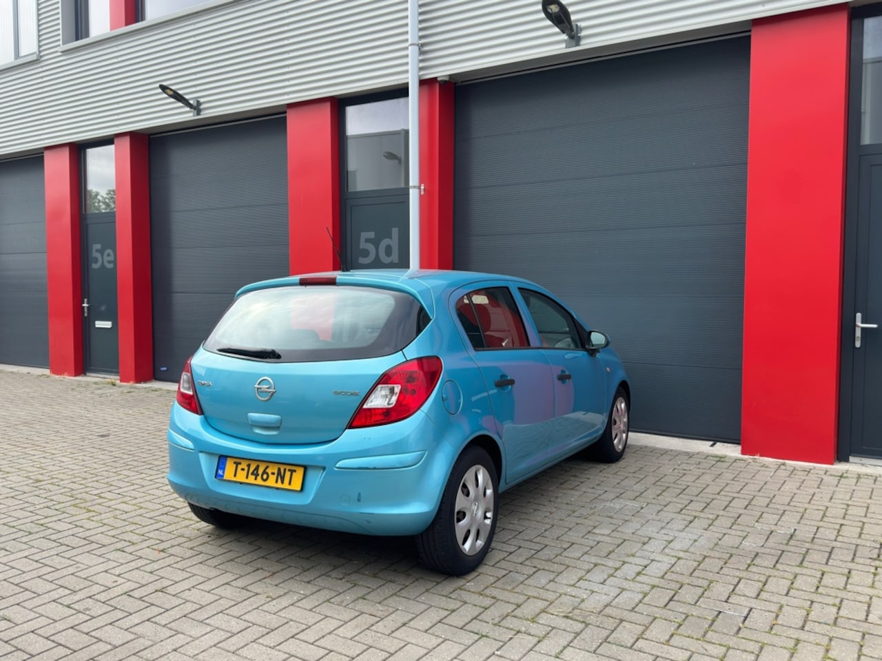Opel Corsa - 1.2-16V Selection Airco , goed onderhouden