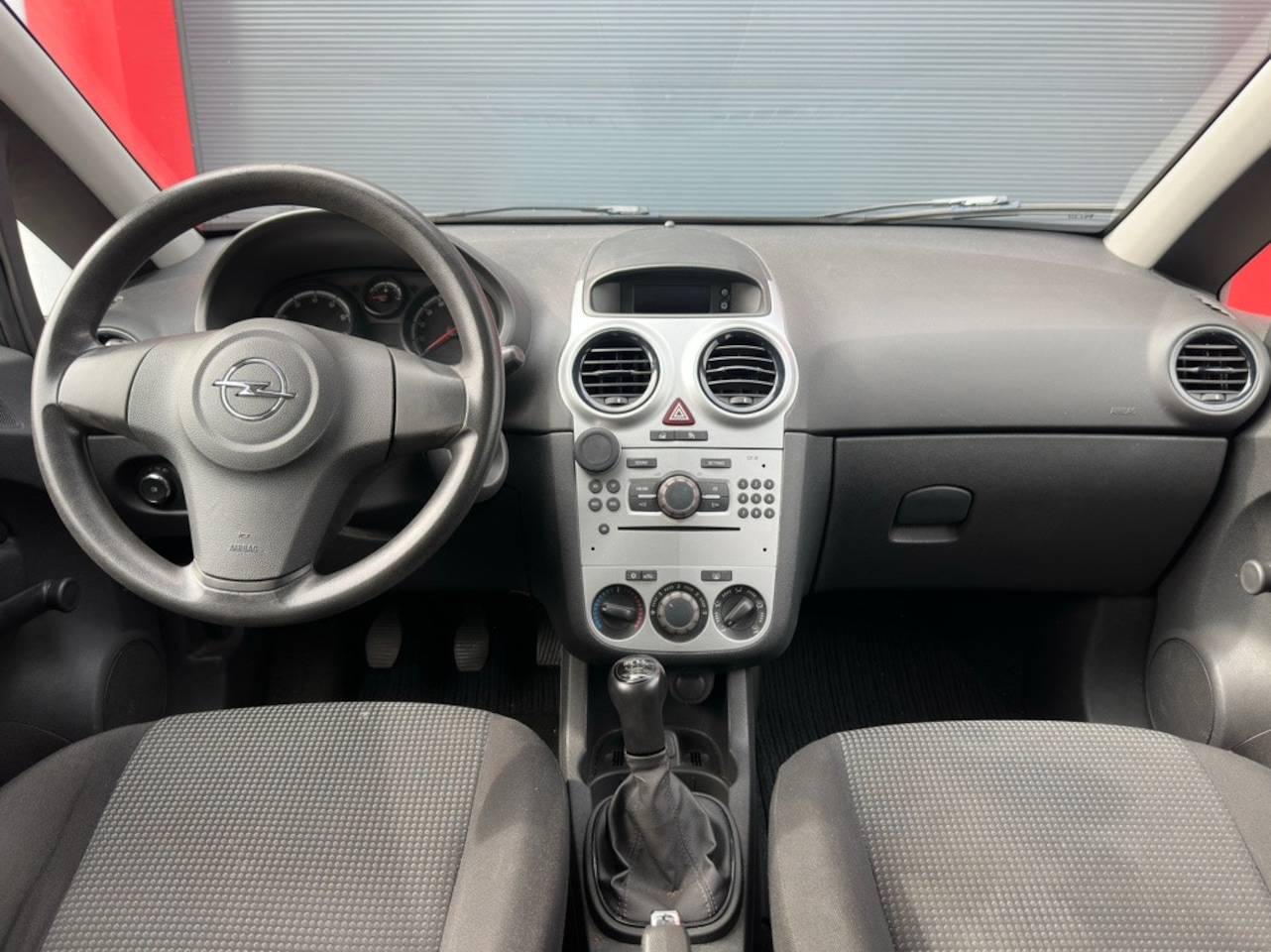 Opel Corsa - 1.2-16V Selection Airco , goed onderhouden