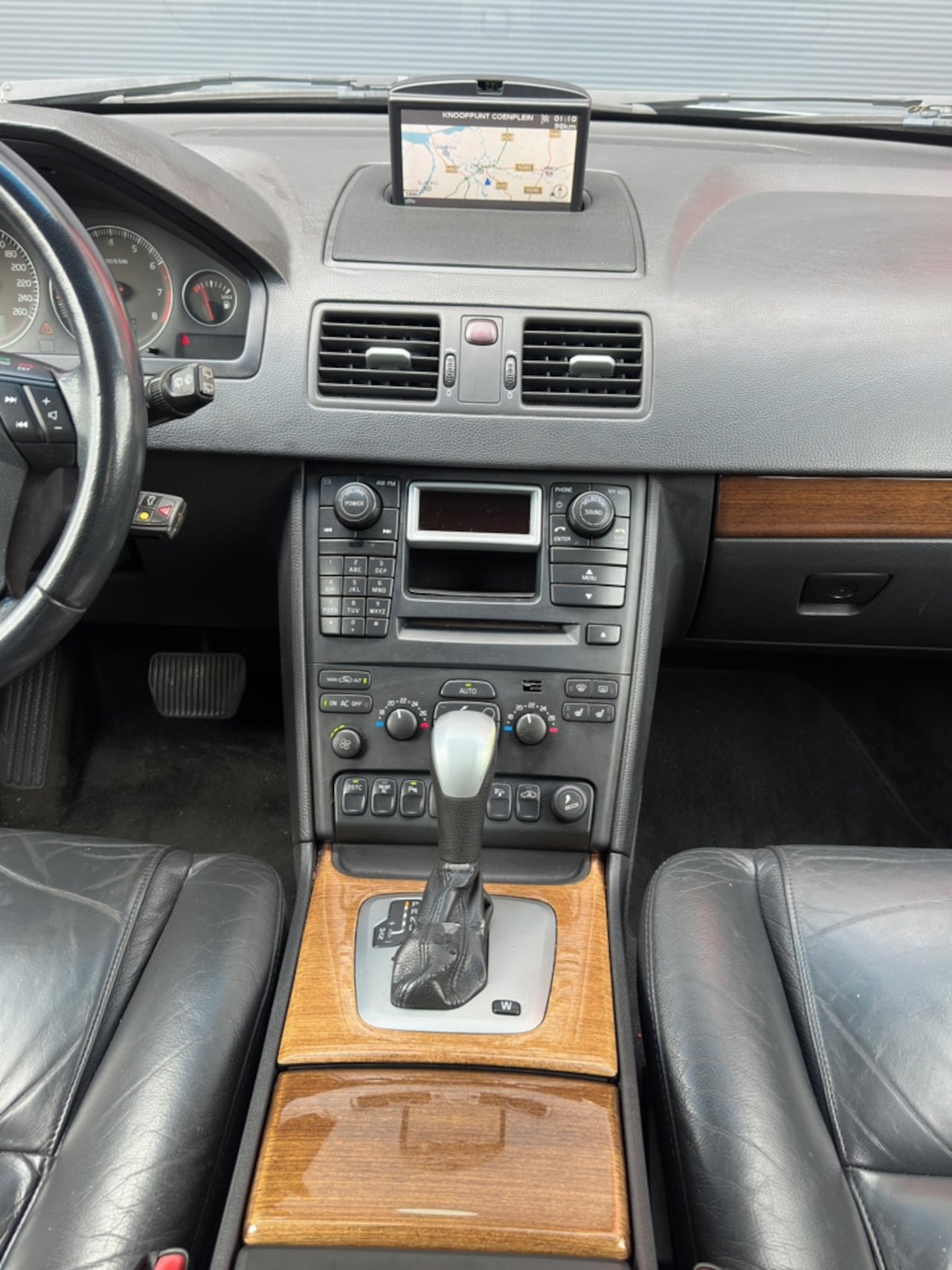 Volvo XC90 - 4.4 V8 Executive 4.4 V8 Executive , 7p , netjes onderhouden