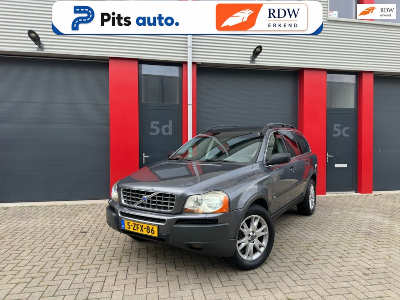 Volvo XC90 - 4.4 V8 Executive 4.4 V8 Executive , 7p , netjes onderhouden